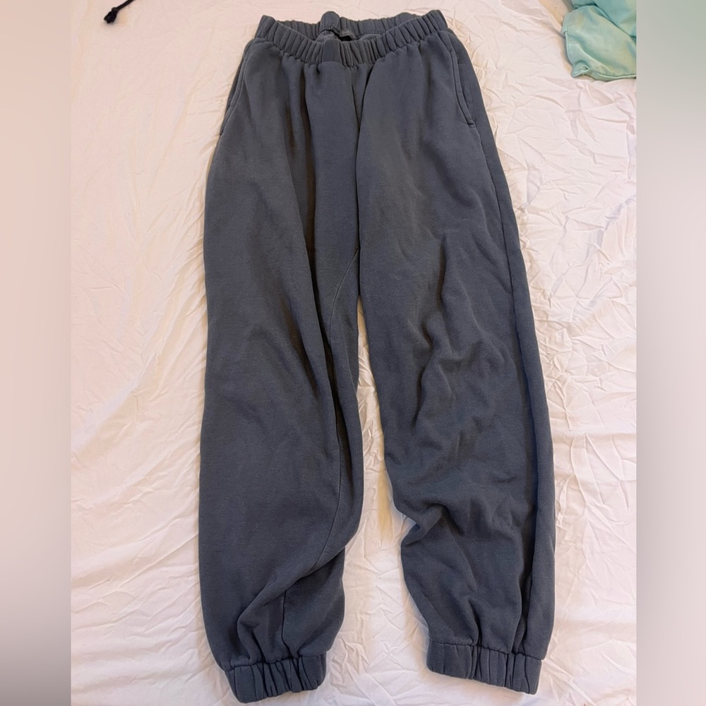 Navy brandy melville sweatpants